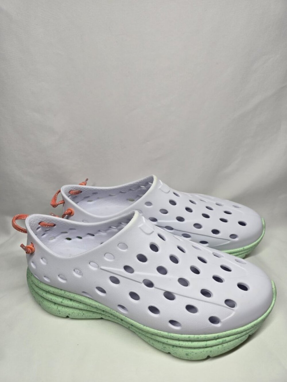 Kane Revive Shoes White Spring Speckle Vented Rubber Sneakers Size US M 6/W 8